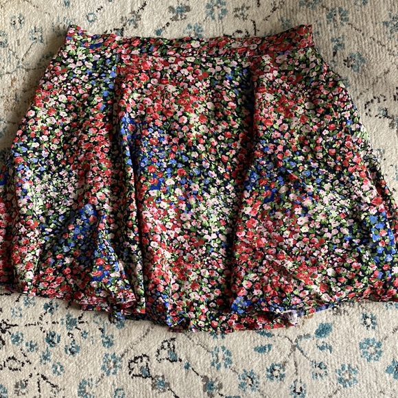 2 Urban Outfitters Mini Skirts - Picture 8 of 11